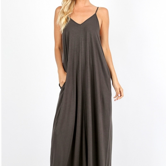 Zenana Outfitters Dresses & Skirts - Maxi Dress